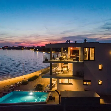 Lägenhet Jimmys - Direkt Am Meer, Tollem Blick Und Beheiztem Pool *