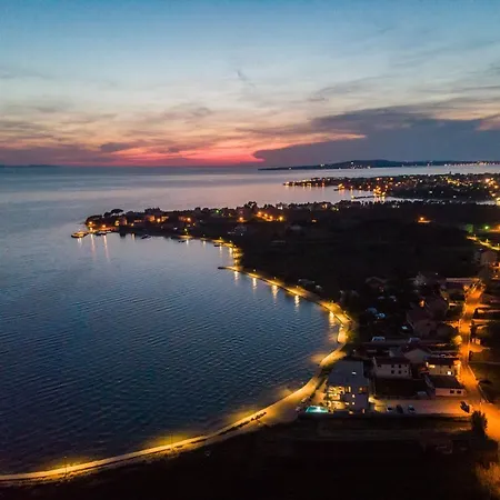 Jimmys - Direkt Am Meer, Tollem Blick Und Beheiztem Pool *