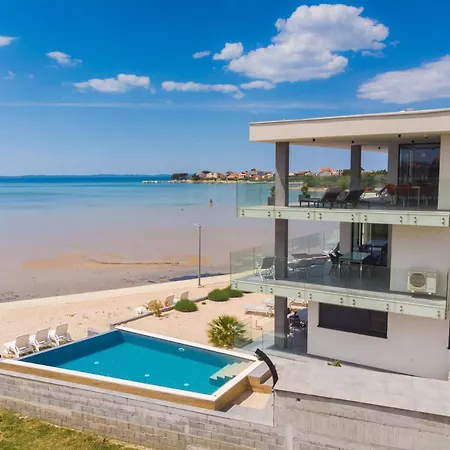 Daire Jimmys - Direkt Am Meer, Tollem Blick Und Beheiztem Pool Privlaka (Zadar)