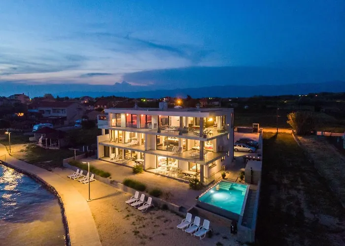Jimmys - Direkt Am Meer, Tollem Blick Und Beheiztem Pool Apartmán Privlaka (Zadar)