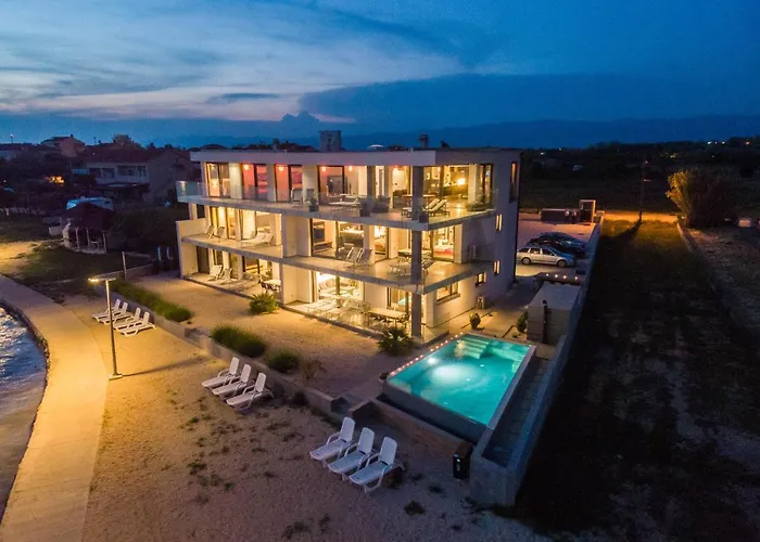 Jimmys - Direkt Am Meer, Tollem Blick Und Beheiztem Pool * Privlaka (Zadar)