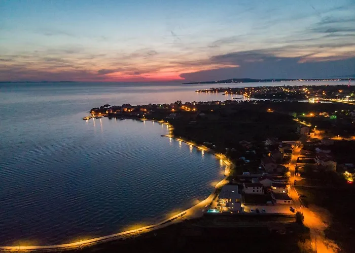 Jimmys - Direkt Am Meer, Tollem Blick Und Beheiztem Pool *