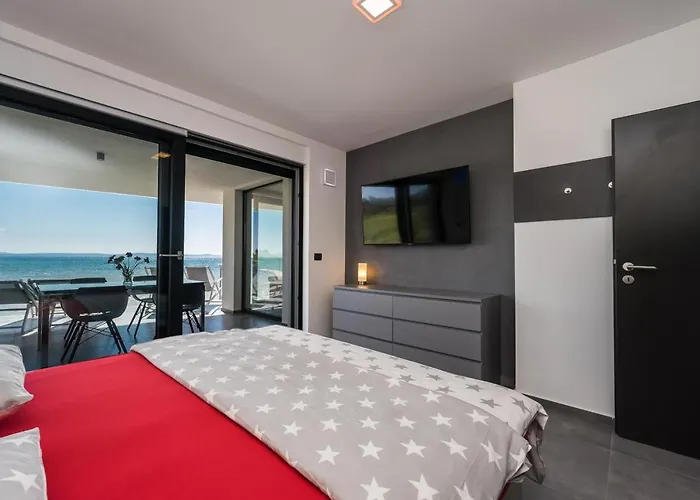 Apartmán Jimmys - Direkt Am Meer, Tollem Blick Und Beheiztem Pool *