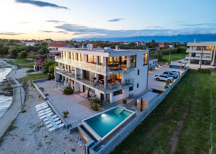 Apartmán Jimmys - Direkt Am Meer, Tollem Blick Und Beheiztem Pool *