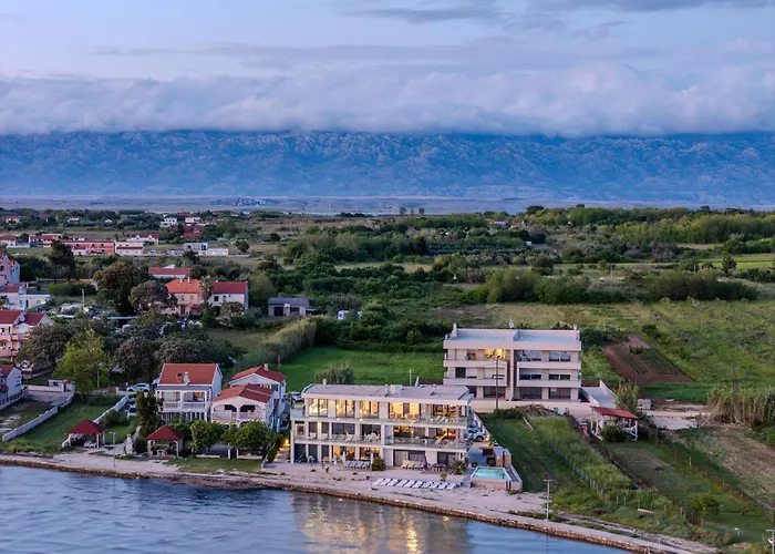 Jimmys - Direkt Am Meer, Tollem Blick Und Beheiztem Pool Privlaka (Zadar)