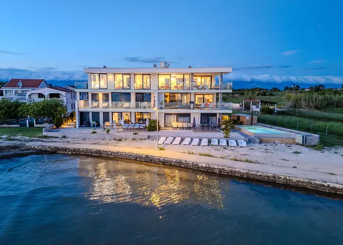 Jimmys - Direkt Am Meer, Tollem Blick Und Beheiztem Pool Privlaka (Zadar)