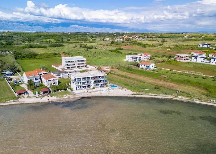 Jimmys - Direkt Am Meer, Tollem Blick Und Beheiztem Pool * Privlaka (Zadar)