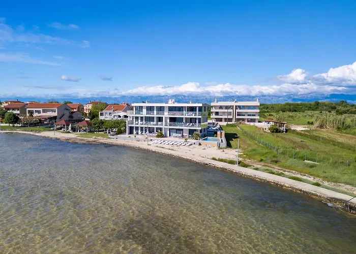 Jimmys - Direkt Am Meer, Tollem Blick Und Beheiztem Pool Apartmán *