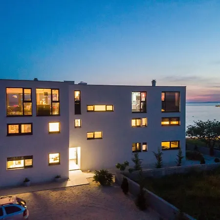 Jimmys Privlaka - Direkt Am Meer, Tollem Blick Und Beheiztem Pool Privlaka (Zadar)