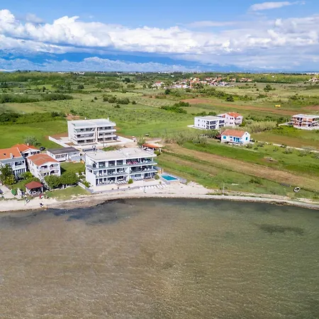 Jimmys Privlaka - Direkt Am Meer, Tollem Blick Und Beheiztem Pool * Privlaka (Zadar)