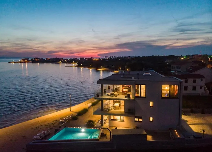 شقة Jimmys - Direkt Am Meer, Tollem Blick Und Beheiztem Pool