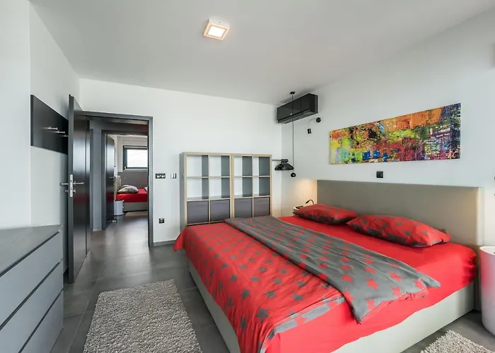 Jimmys - Direkt Am Meer, Tollem Blick Und Beheiztem Pool *