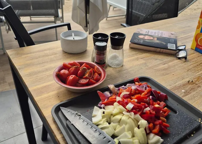 Jimmys - Direkt Am Meer, Tollem Blick Und Beheiztem Pool 아파트 *